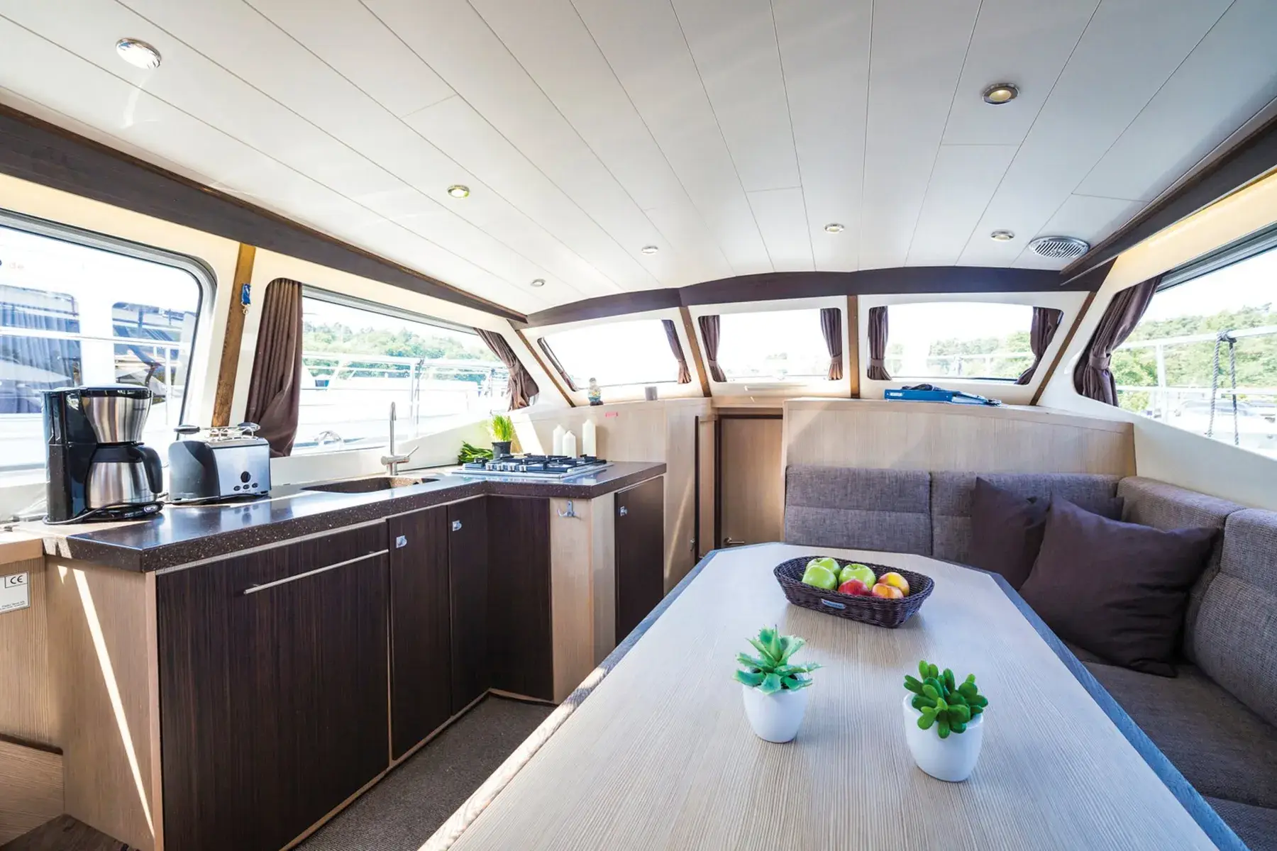 Hausboot Aventura 43 Typ 1 „Anastasia“ mieten – 8 Personen, ab Waren (Müritz) – 2