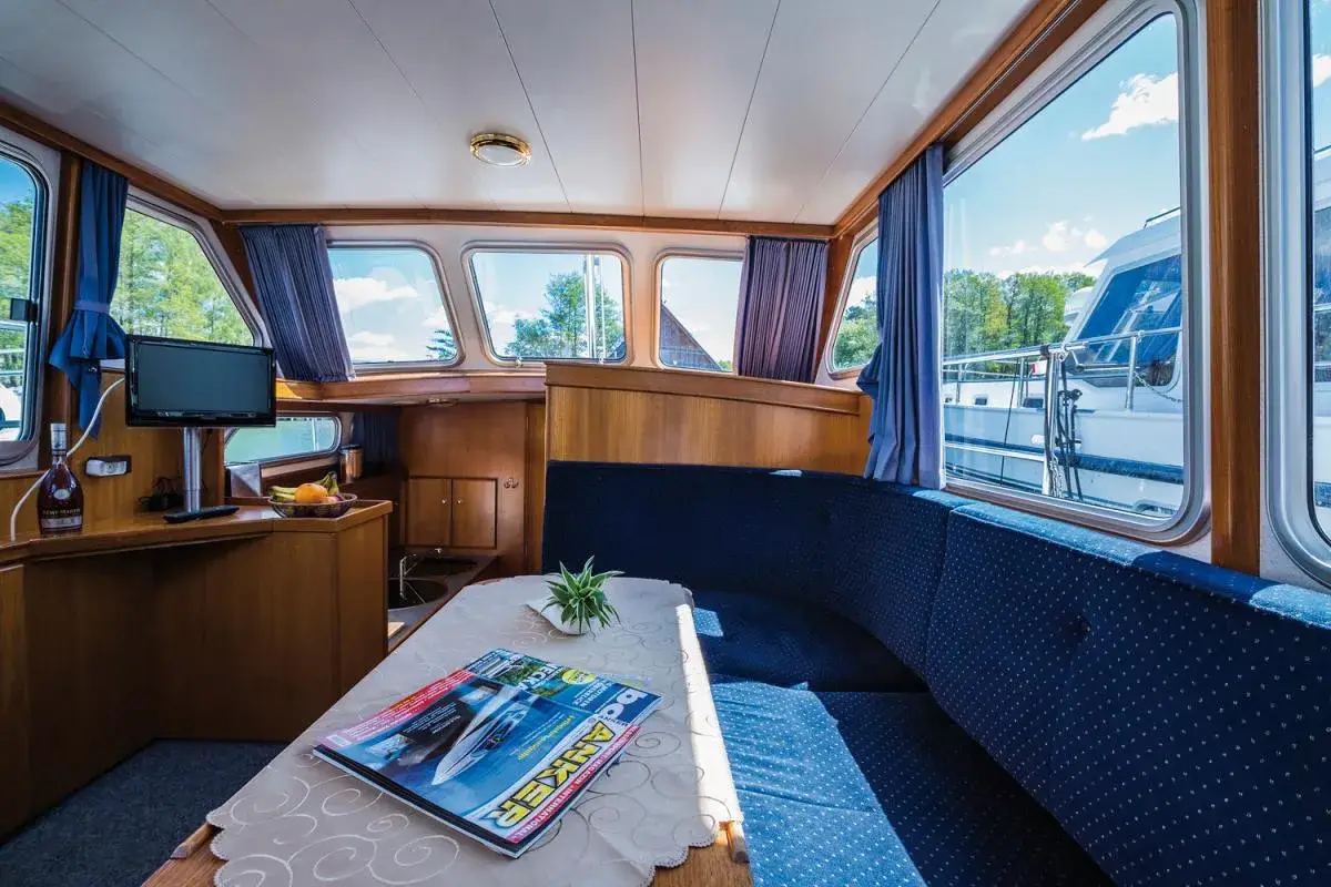 Hausboot Pedro Skiron Typ 3 „Jasmin“ mieten – 4 Personen, ab Waren (Müritz) – 2