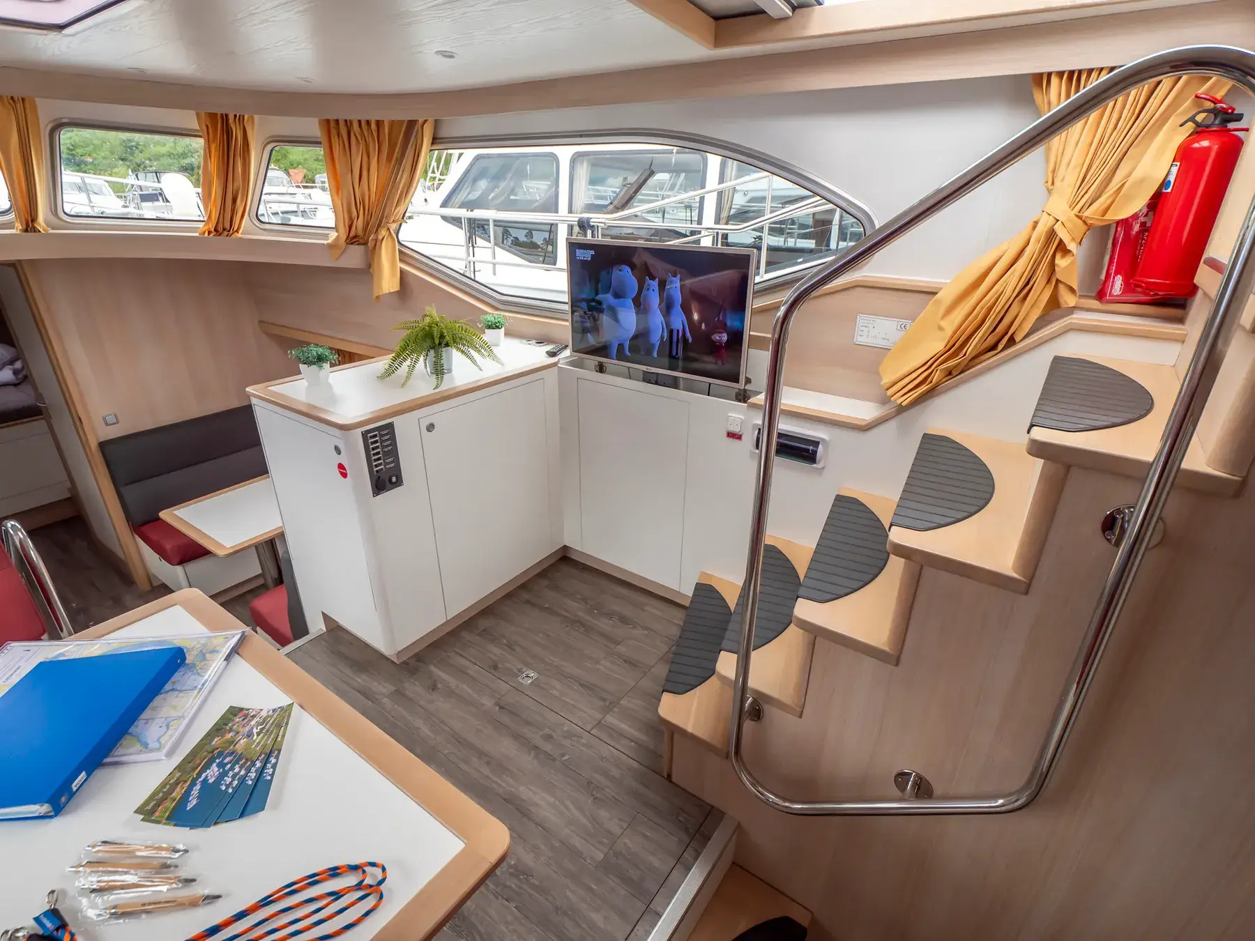 Hausboot Schulz 40 „Lucia“ mieten – 4 Personen, ab Waren (Müritz) – 5