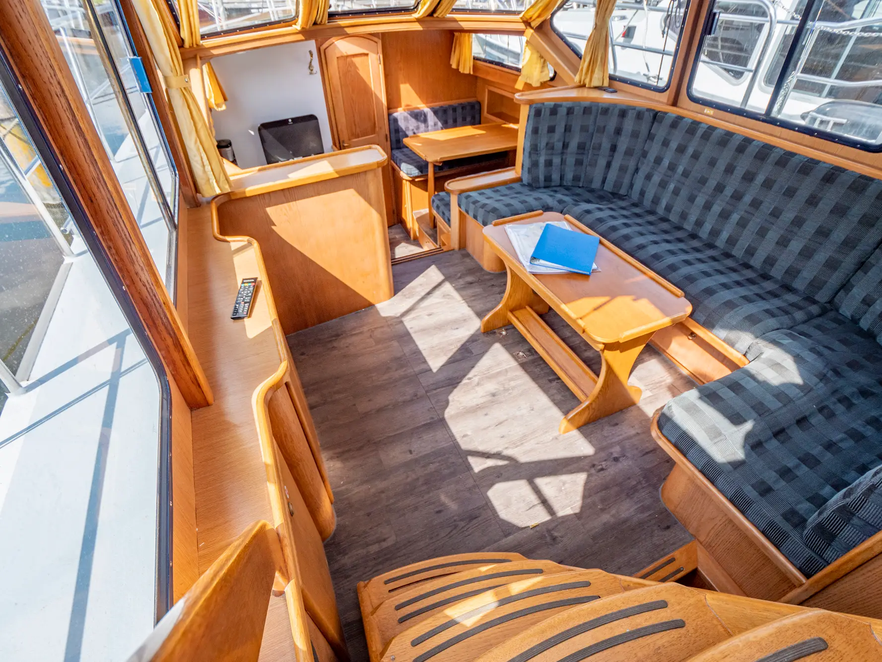 Hausboot Gruno 38 E Royal „Vanessa“ mieten – 4 Personen, ab Plau am See – 3