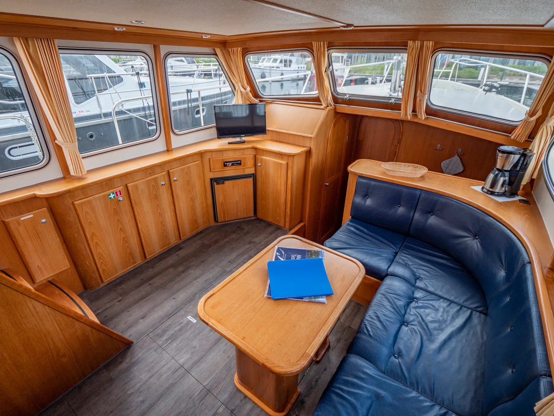 Hausboot Babro Beluga Classic „Beluga“ mieten – 6 Personen, ab Plau am See – 3