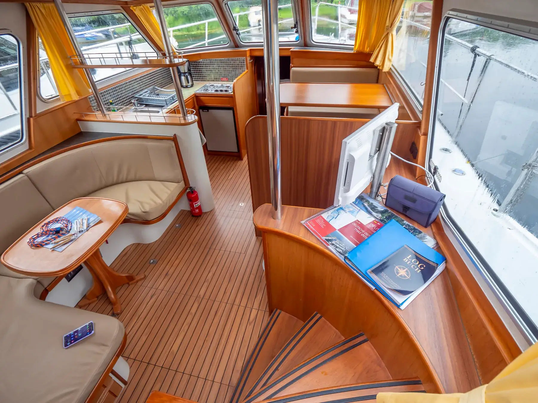 Motoryacht Pedro Solano 38 „Arianna“ mieten – 5 Personen, ab Neukalen – 2