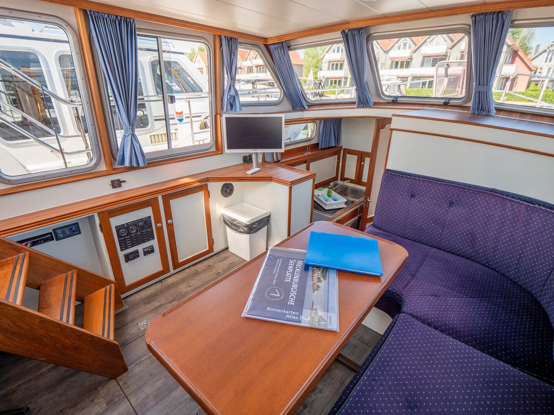 Hausboot Pedro Skiron Typ 3 „Cartine“ mieten – 4 Personen, ab Plau am See – 4