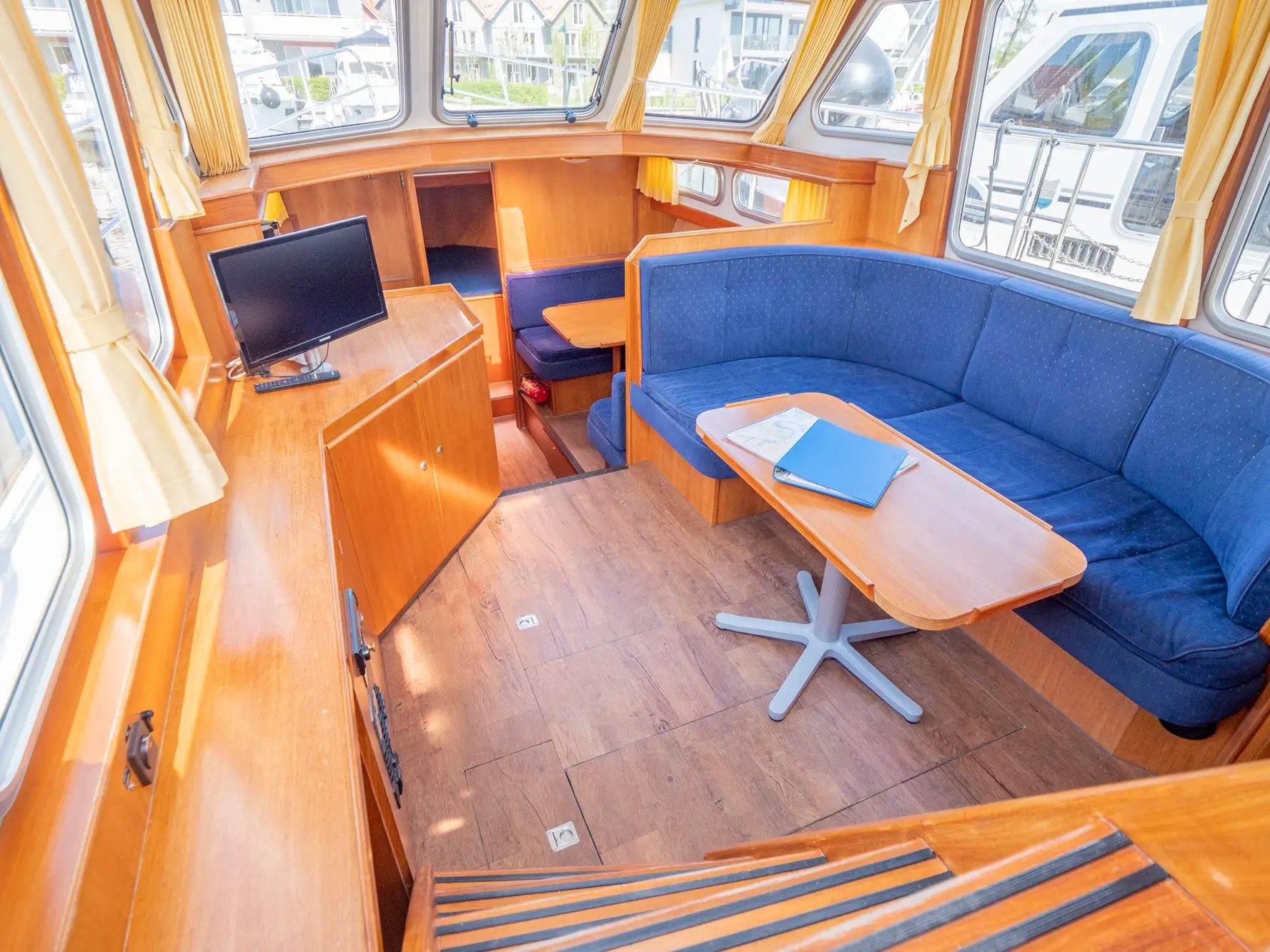 Hausboot Pedro Skiron Typ 2 „Giselle“ mieten – 4 Personen, ab Plau am See – 3