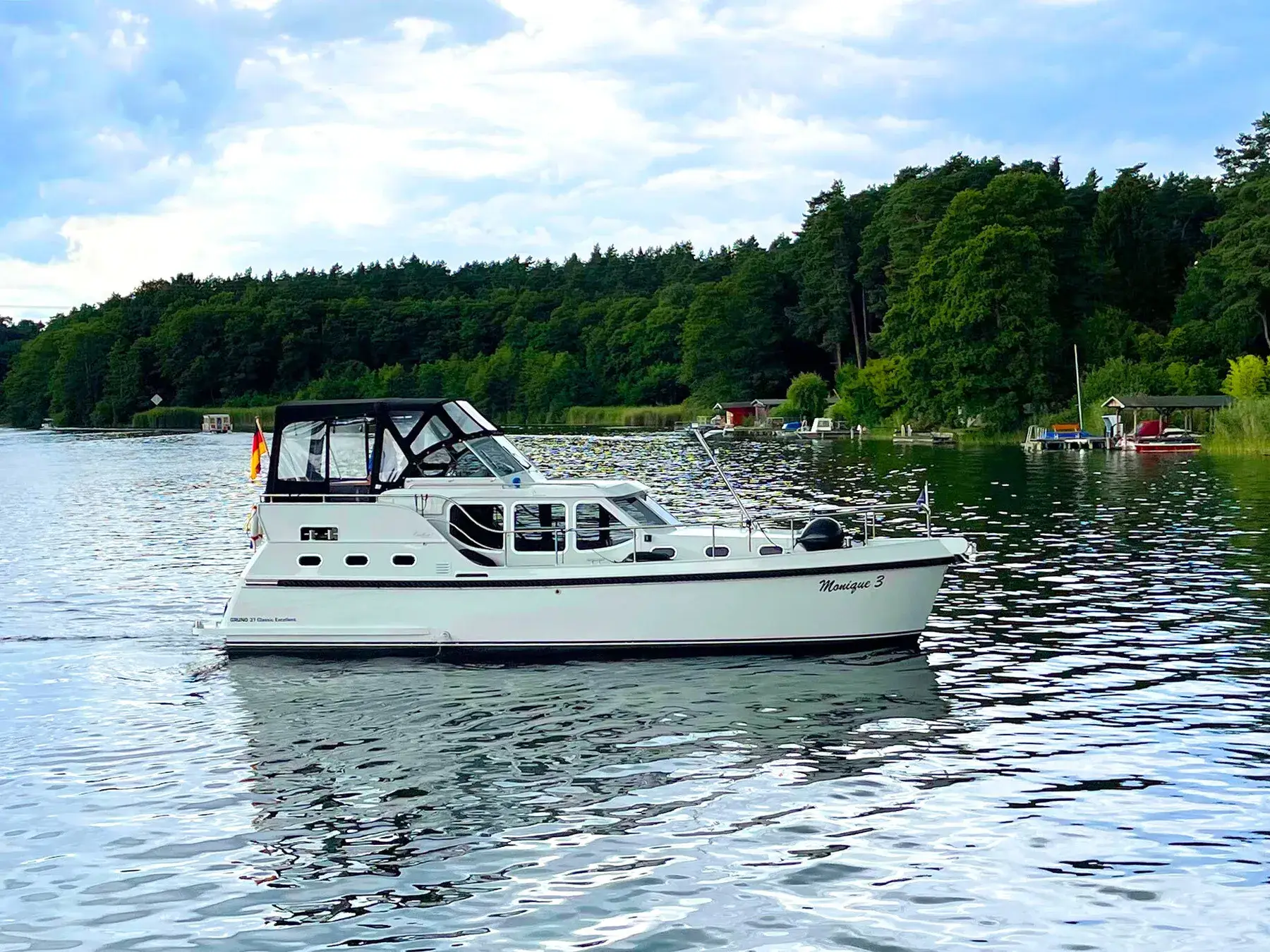 Hausboot Gruno 37 Excellent „Monique 3“ mieten – 4 Personen, ab Waren (Müritz)