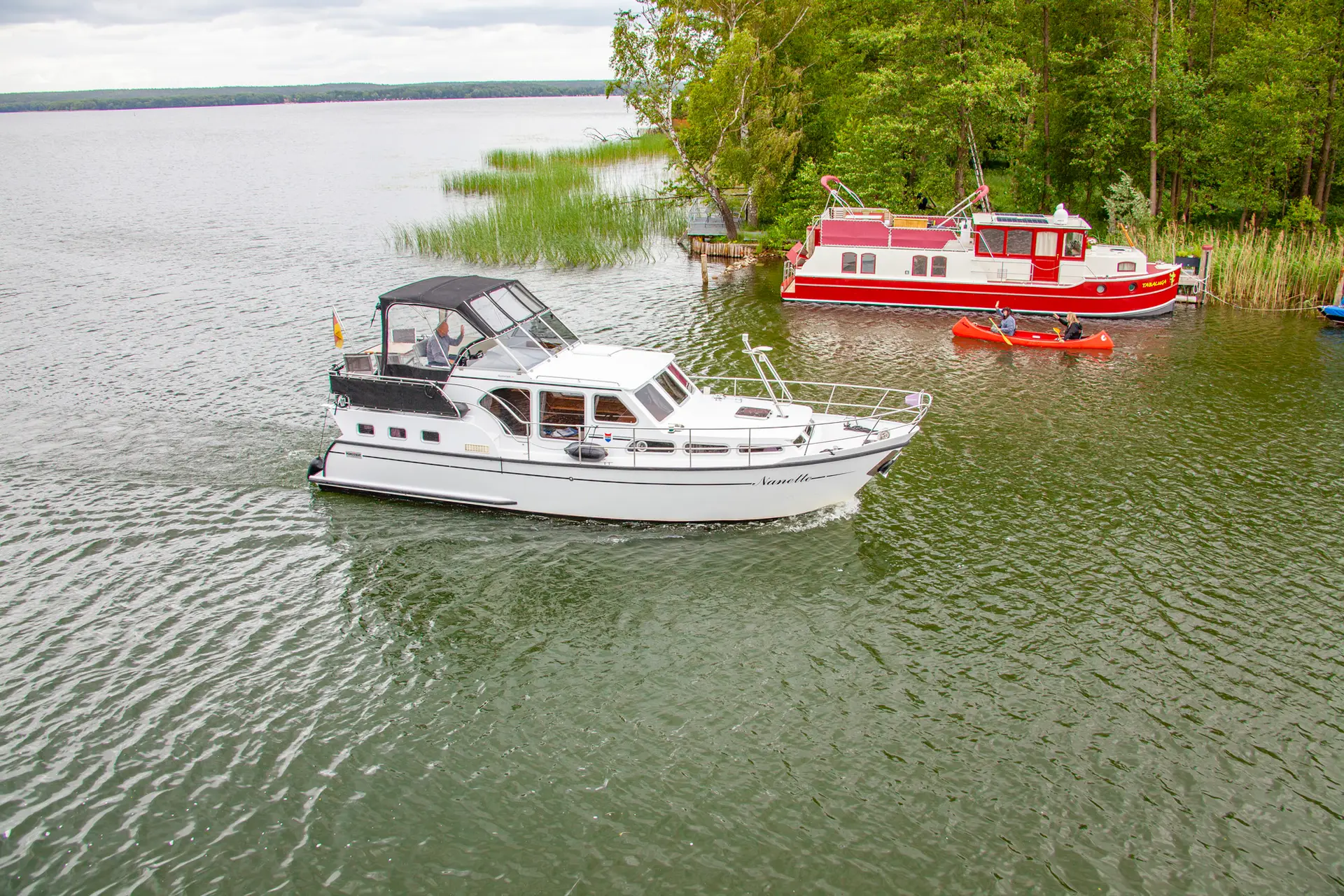 Hausboot Pedro Skiron Typ 3 „Nanette“ mieten – 4 Personen, ab Plau am See – 2
