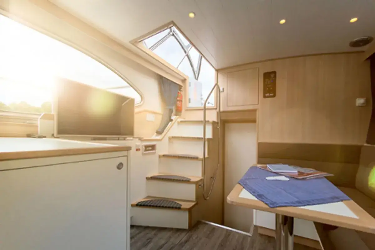 Motoryacht Schulz 40 „Lotte“ mieten – 4 Personen, ab Neukalen – 3