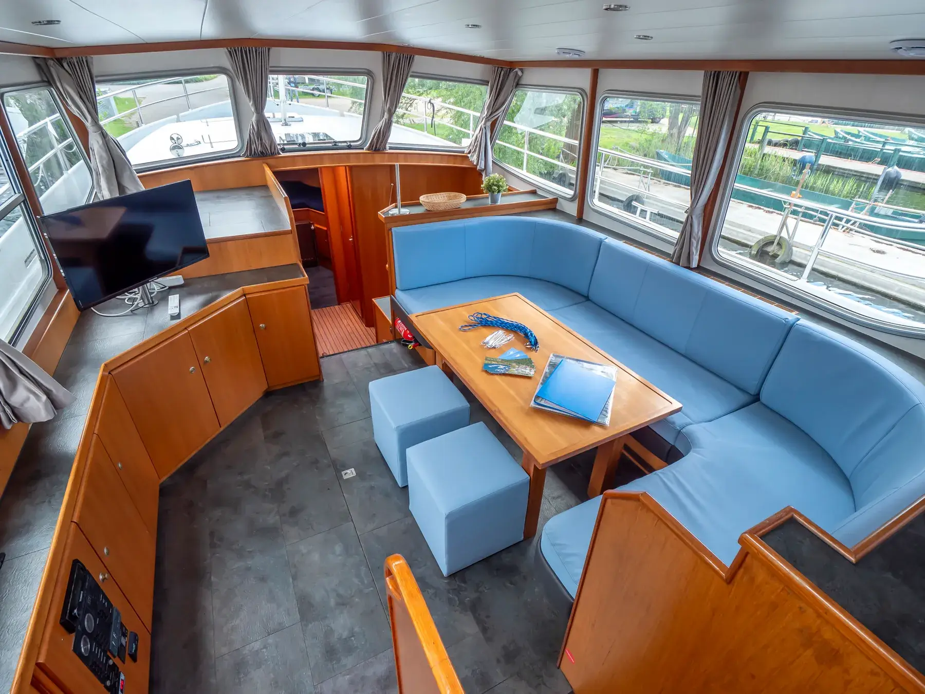 Hausboot Pedro Levanto 44 Typ 1 „Müritzeum“ mieten – 10 Personen, ab Waren (Müritz) – 5