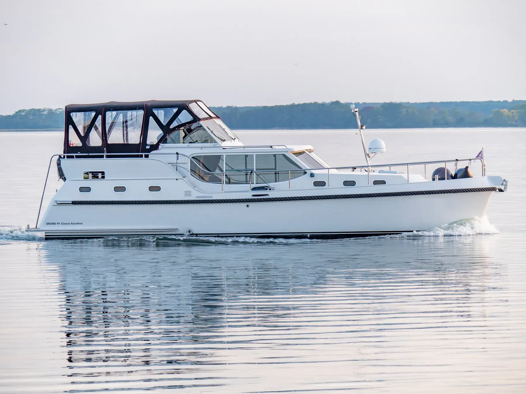 Motoryacht Gruno 41 Excellent „Juliet 2“ mieten – 6 Personen, ab Kröslin