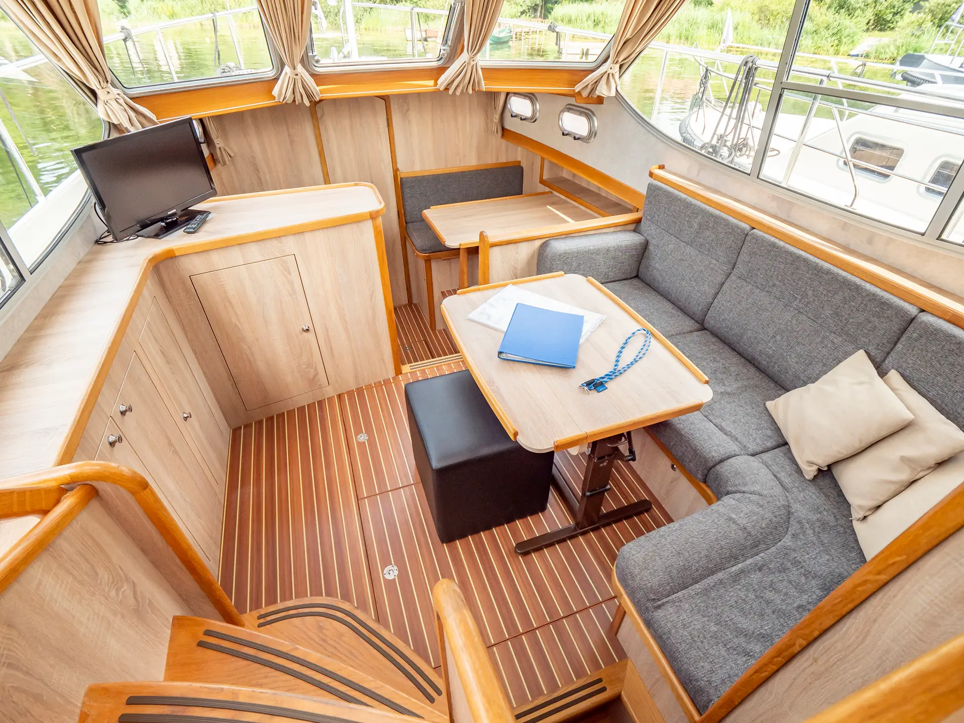 Hausboot Gruno 35 Excellent Typ 2 „Mira 1“ mieten – 4 Personen, ab Plau am See – 2