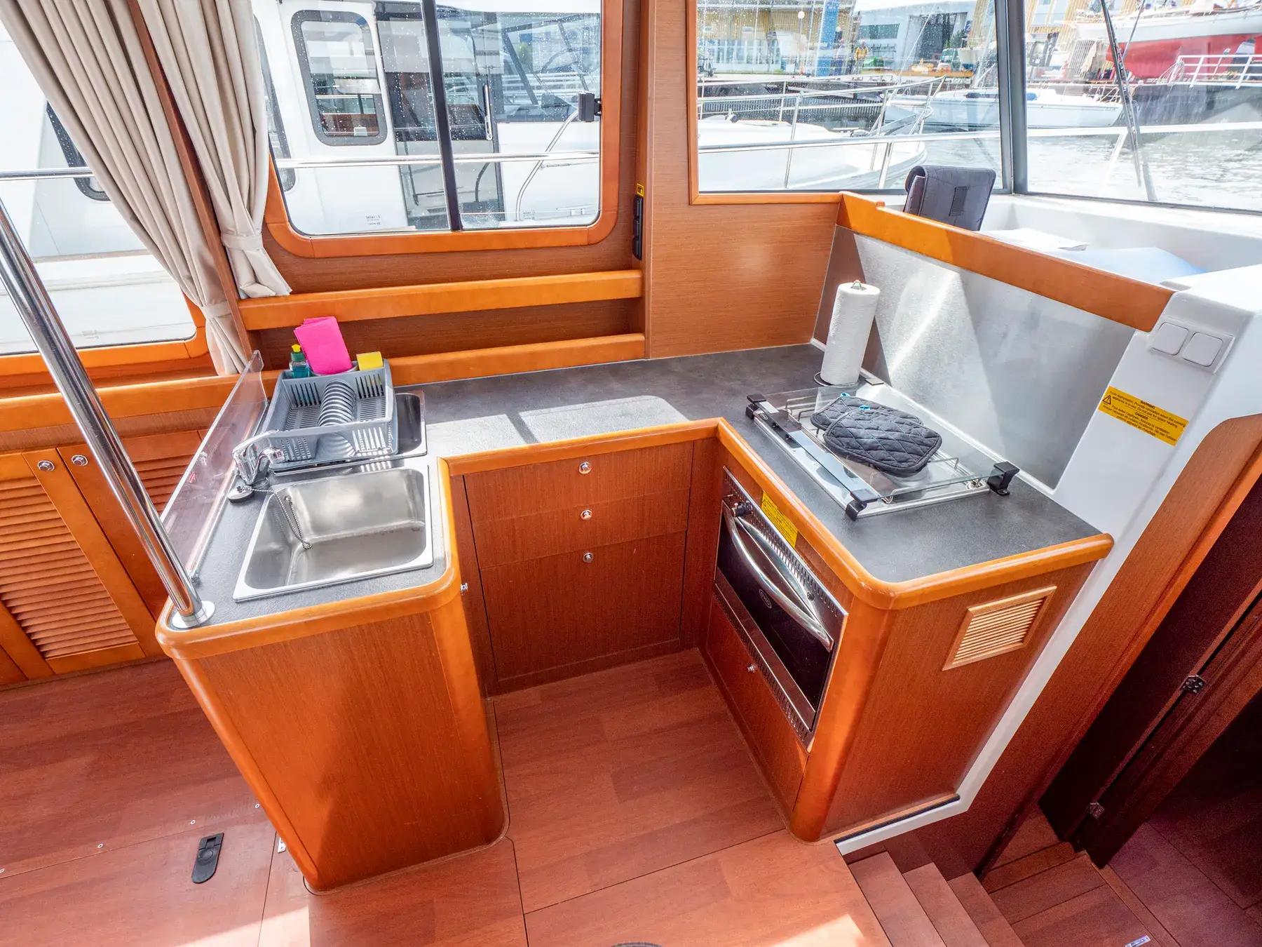 Motoryacht Beneteau Swift Trawler 34 „Lore“ mieten – 4 Personen, ab Kröslin – 5