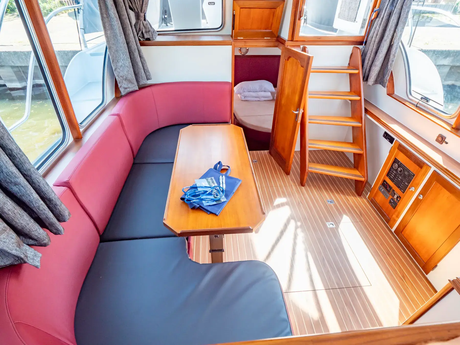 Motoryacht Pedro Skiron Typ 3 „Christina“ mieten – 4 Personen, ab Neukalen – 4