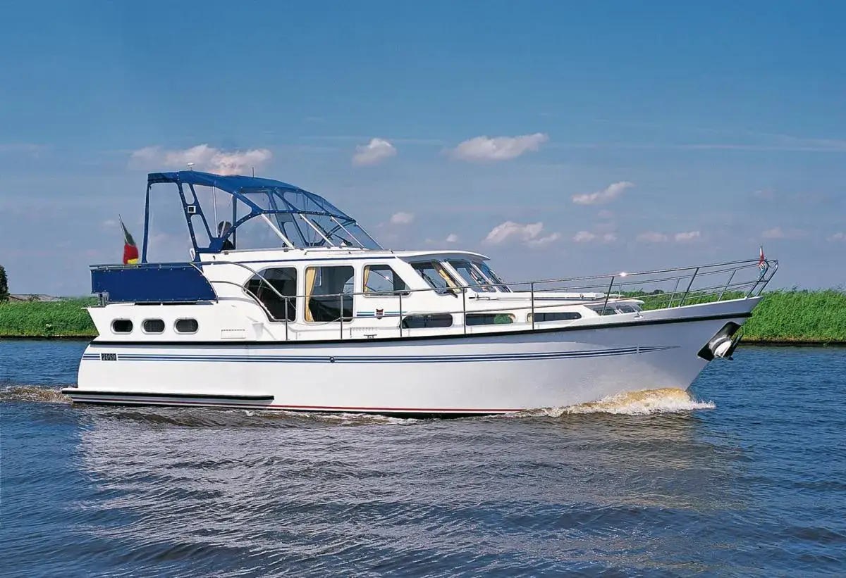 Hausboot Pedro Skiron Typ 3 „Maria“ mieten – 4 Personen, ab Waren (Müritz)