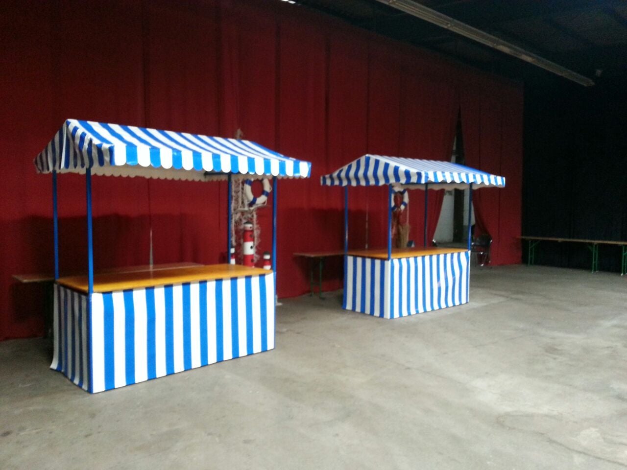 Marktstand blau/weiß – 2