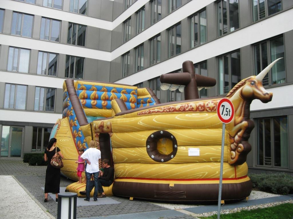 Abenteuerhüpfburg Piratenschiff Hüpfburg – 3
