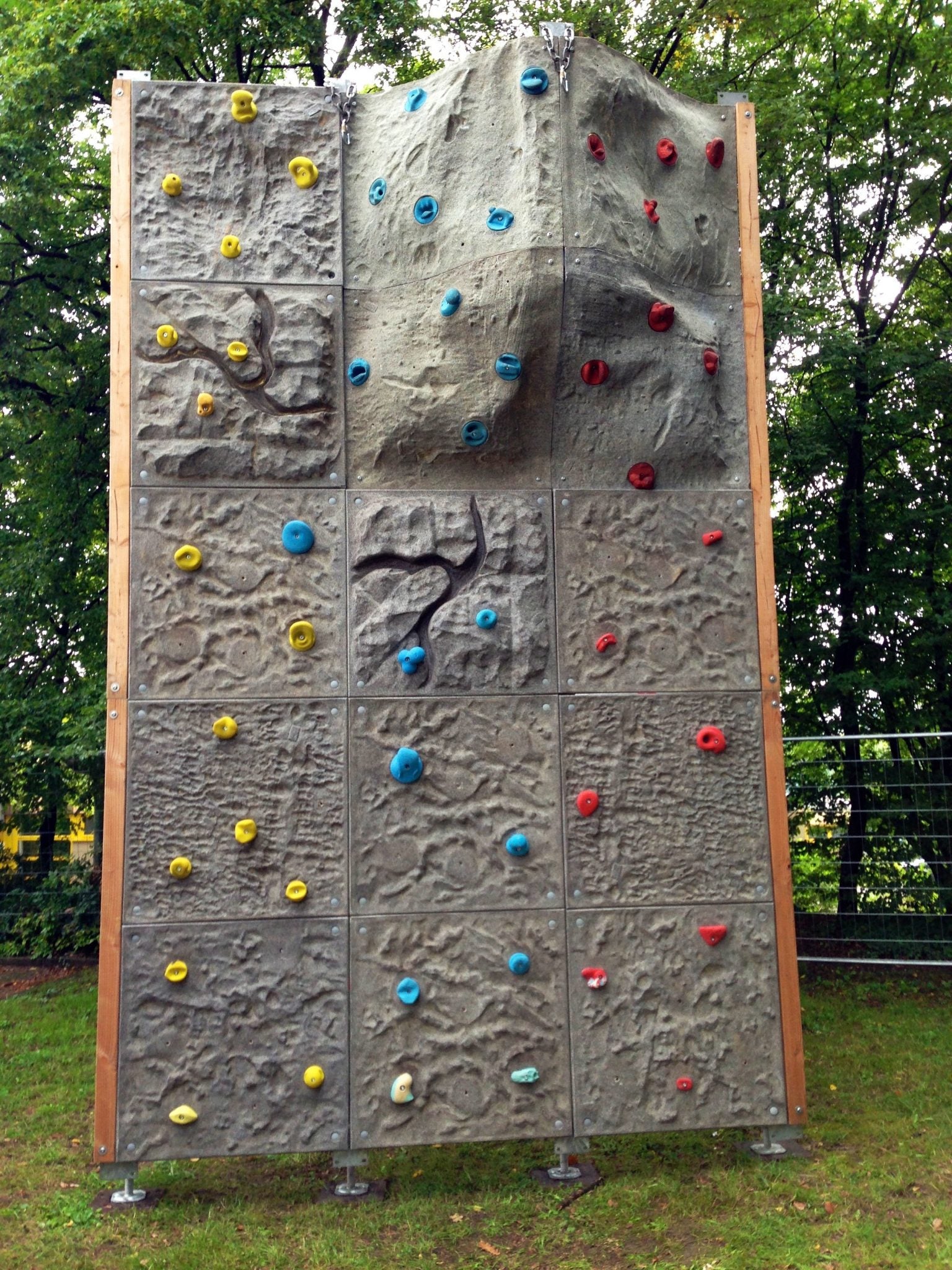 Kletterwand Großer Fels – 2