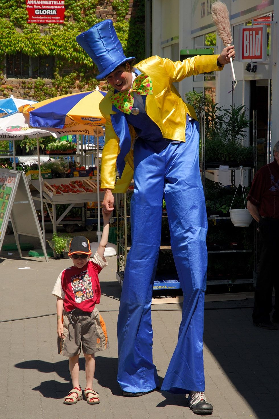 Stelzenläufer mit Ballonkunst