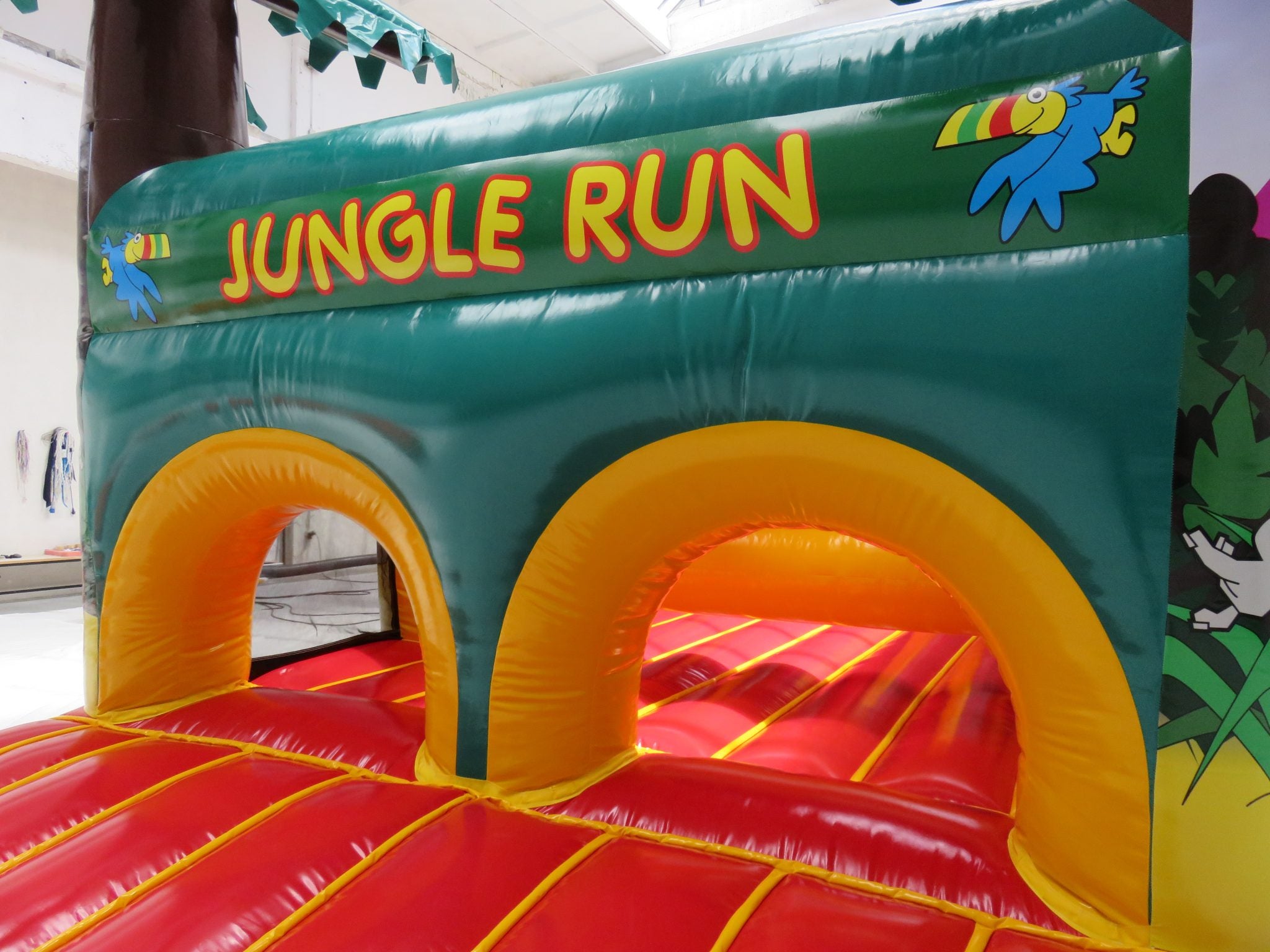 Hindernisbahn Jungle-Run Hüpfburg – 3