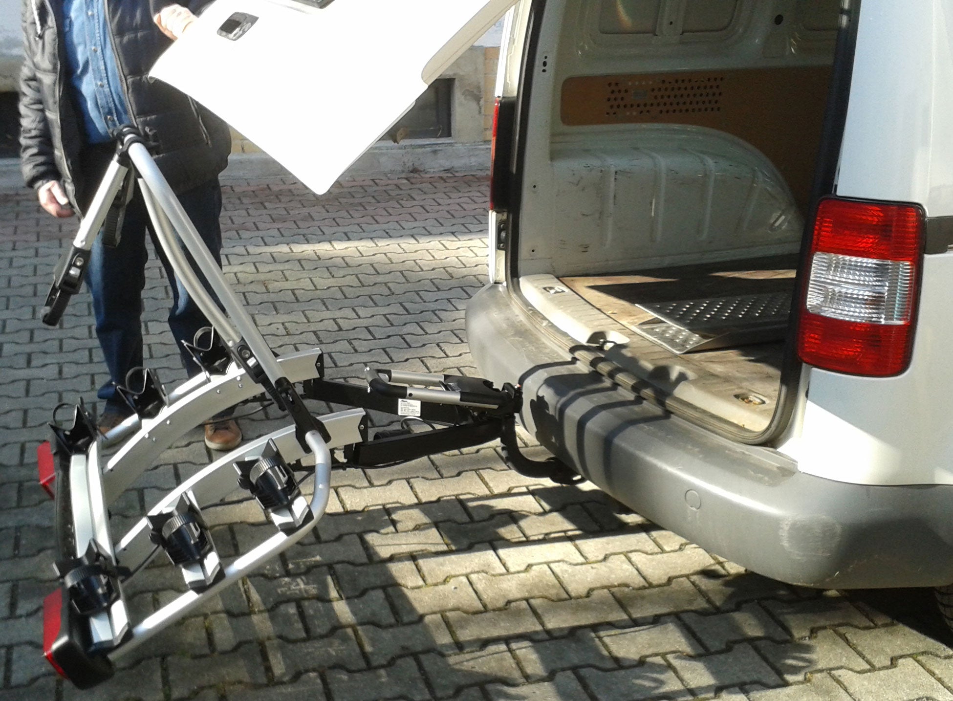 Premium Fahrradträger Atera EVO für AHK für 3 Fahrräder bis 66 kg Fahrrad-Träger Anhängerkupplung Rad-Träger Kupplungsträger Radträger Träger Fahrräder Fahrradtransport – 4