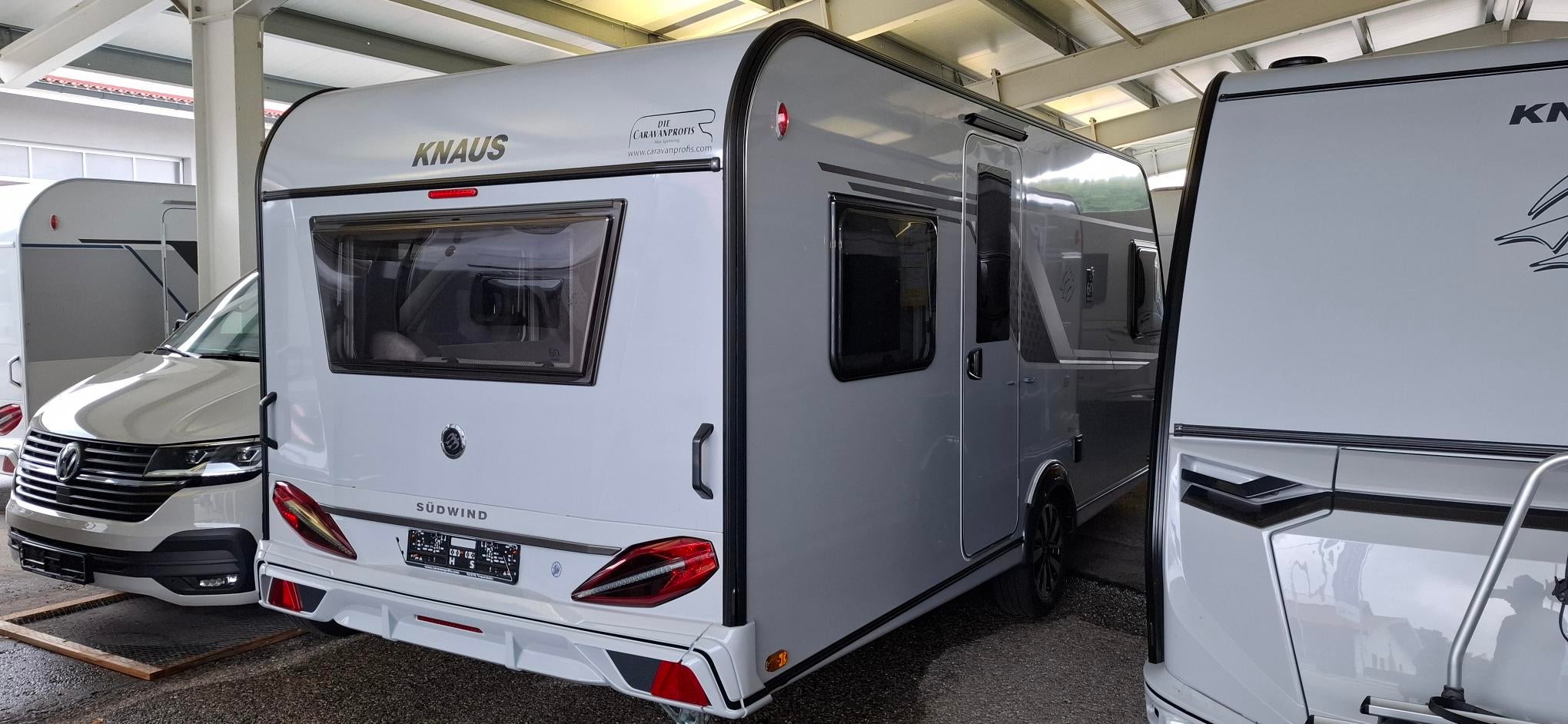 Wohnwagen - Knaus Südwind 500 FU – 2