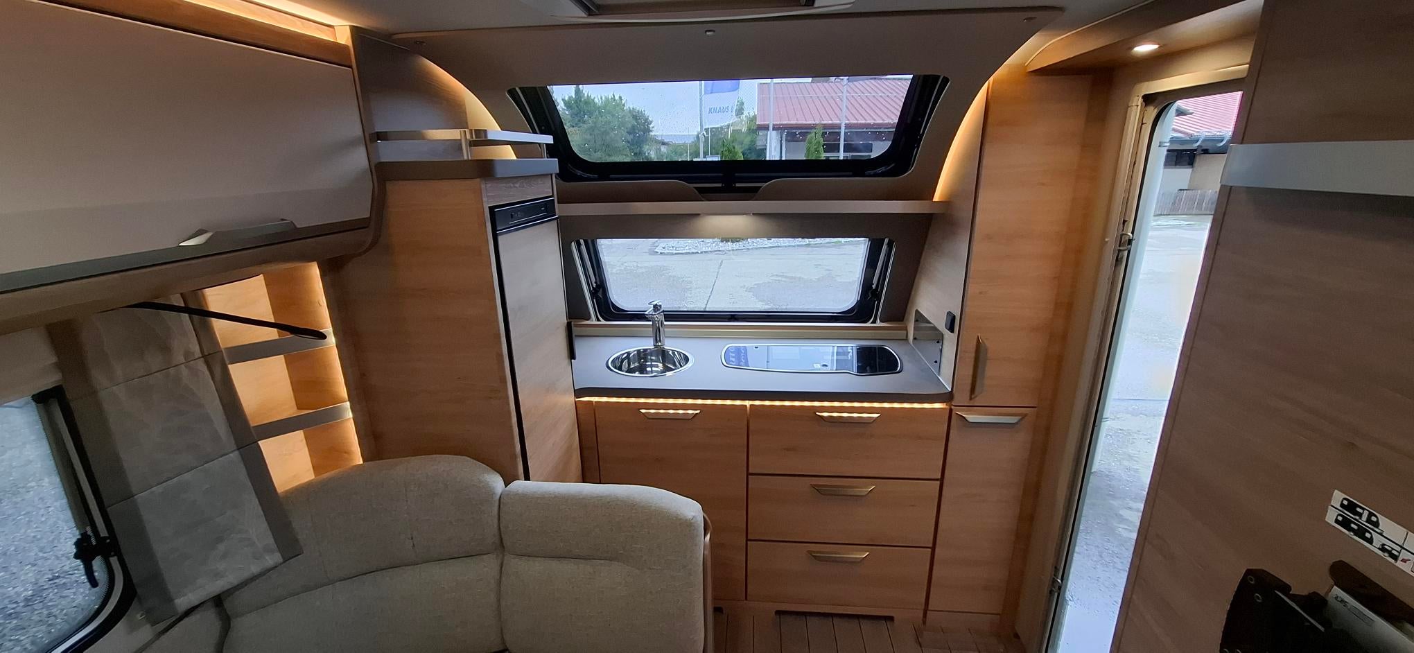 Wohnwagen - Knaus Südwind 500 PF – 2