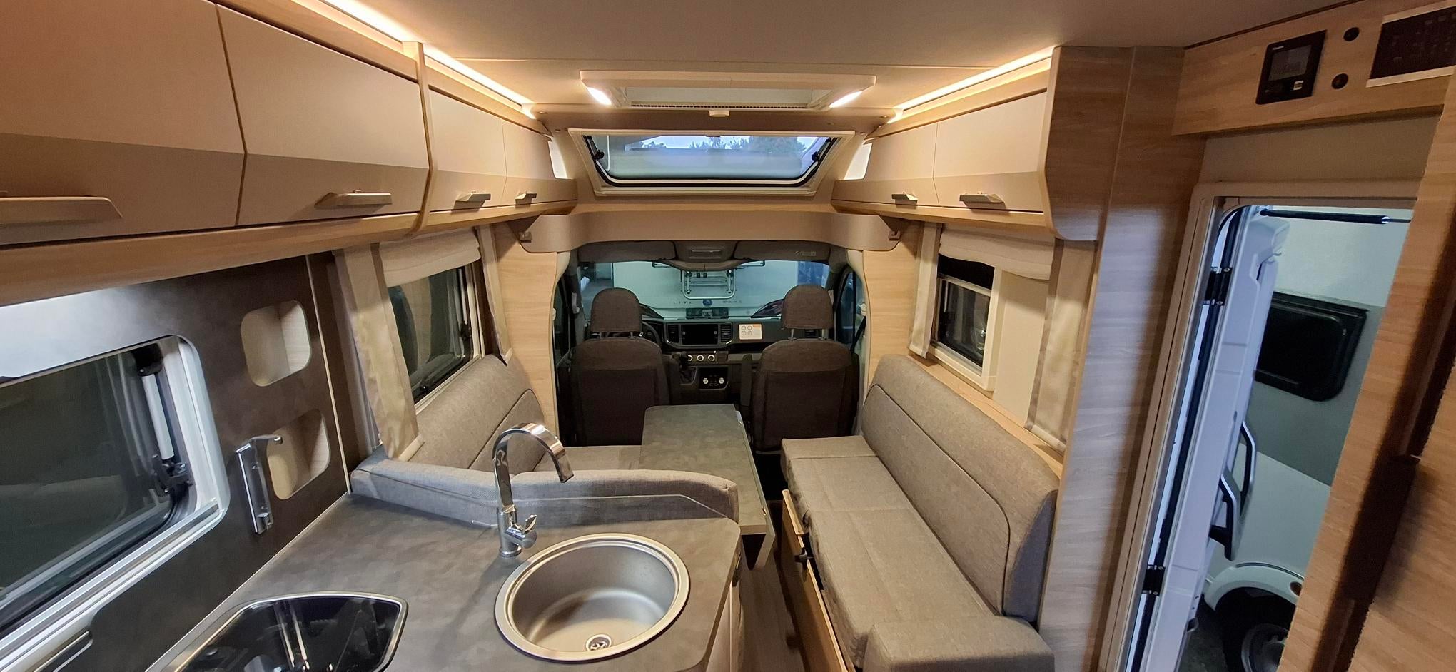 Wohnmobil Teilintegriert- Knaus Van Ti Plus 700 LF – 3