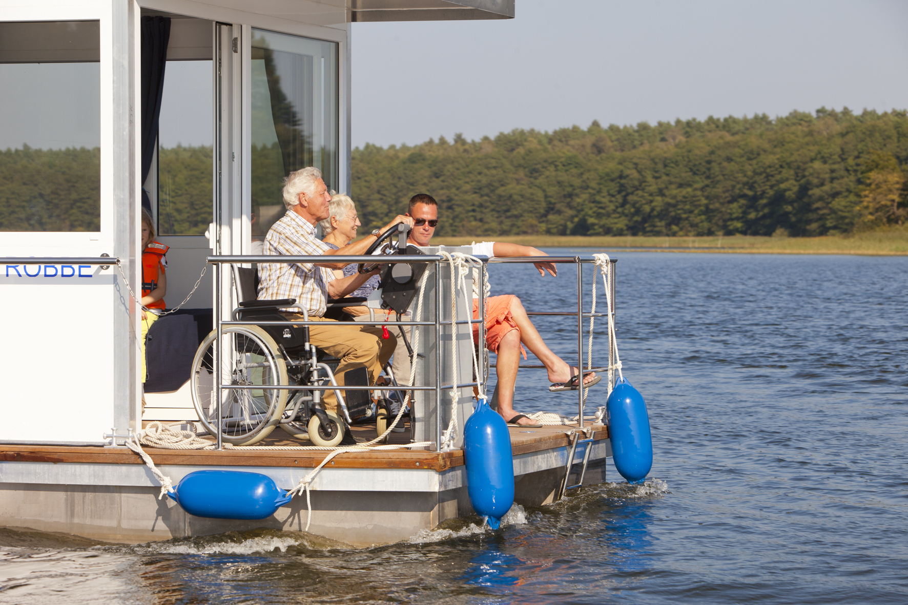 Boot Febomobil 990 – barrierefrei mieten