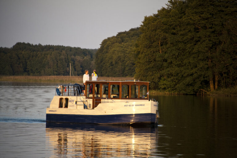 Hausboot Kormoran 940 mieten – 3
