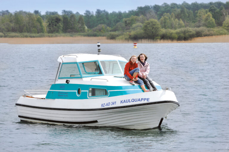 Boot Bellus 750 mieten – 3