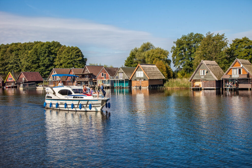 Boot Haines 1070 mieten – 2