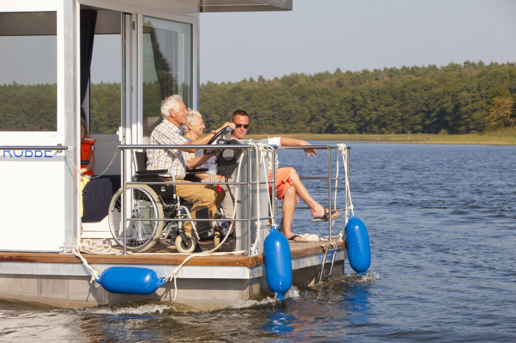 Boot Febomobil 990 – barrierefrei mieten – 2