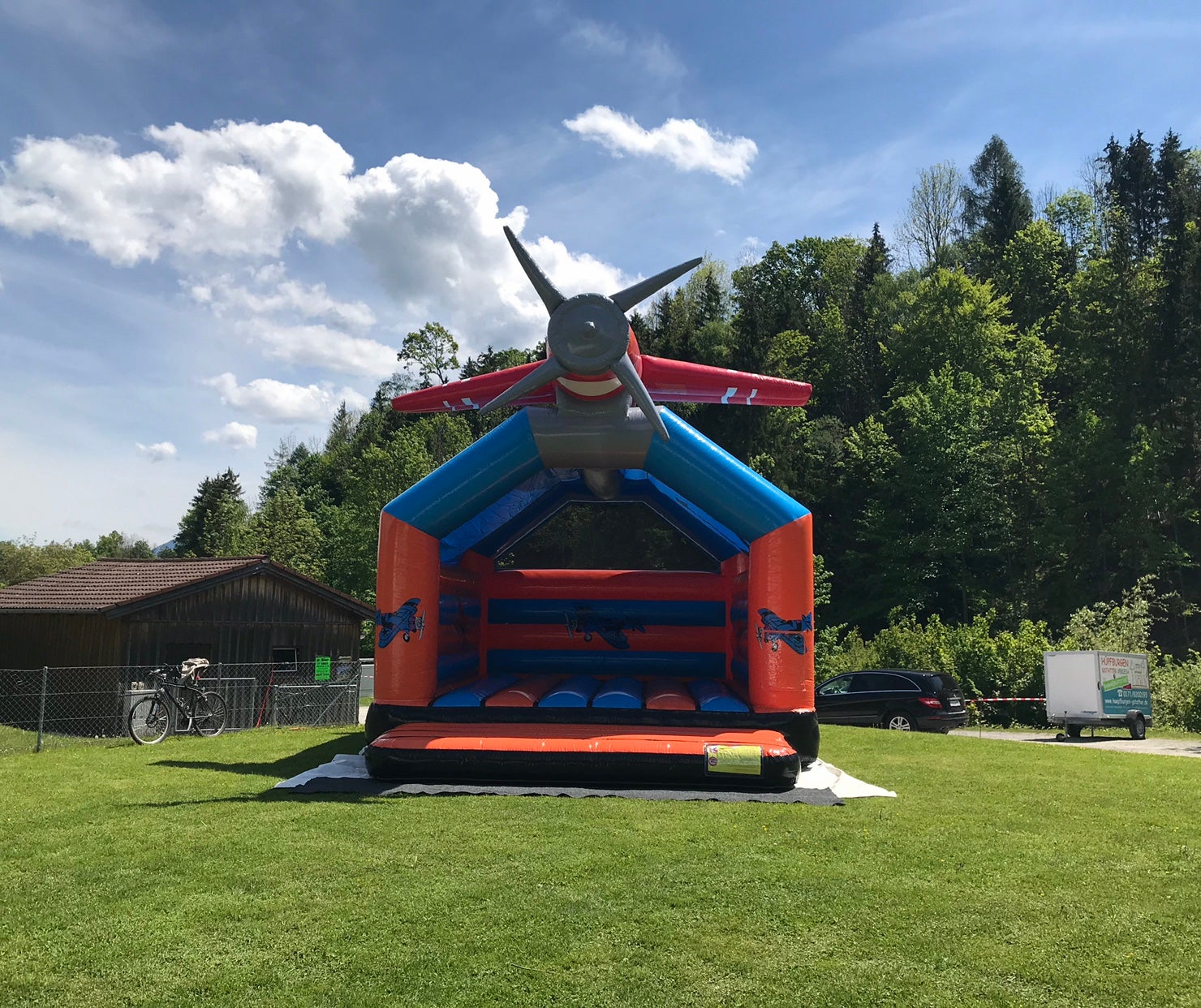 Hüpfburg Flugzeug Super – 4
