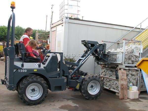 Dumper Fronthochkipper 1200