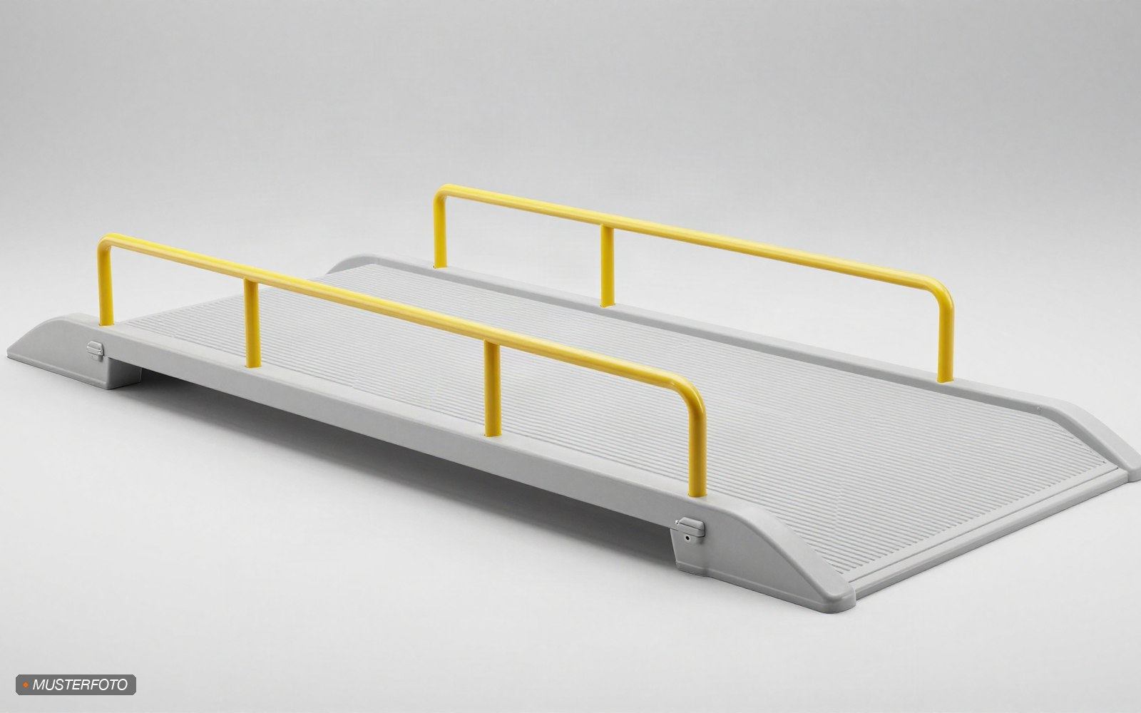 Laufbrücke aus Kunststoff mieten
