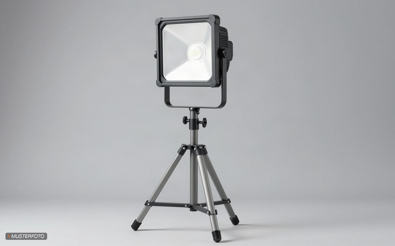 Flutlicht 500W LED inkl. Stativ mieten
