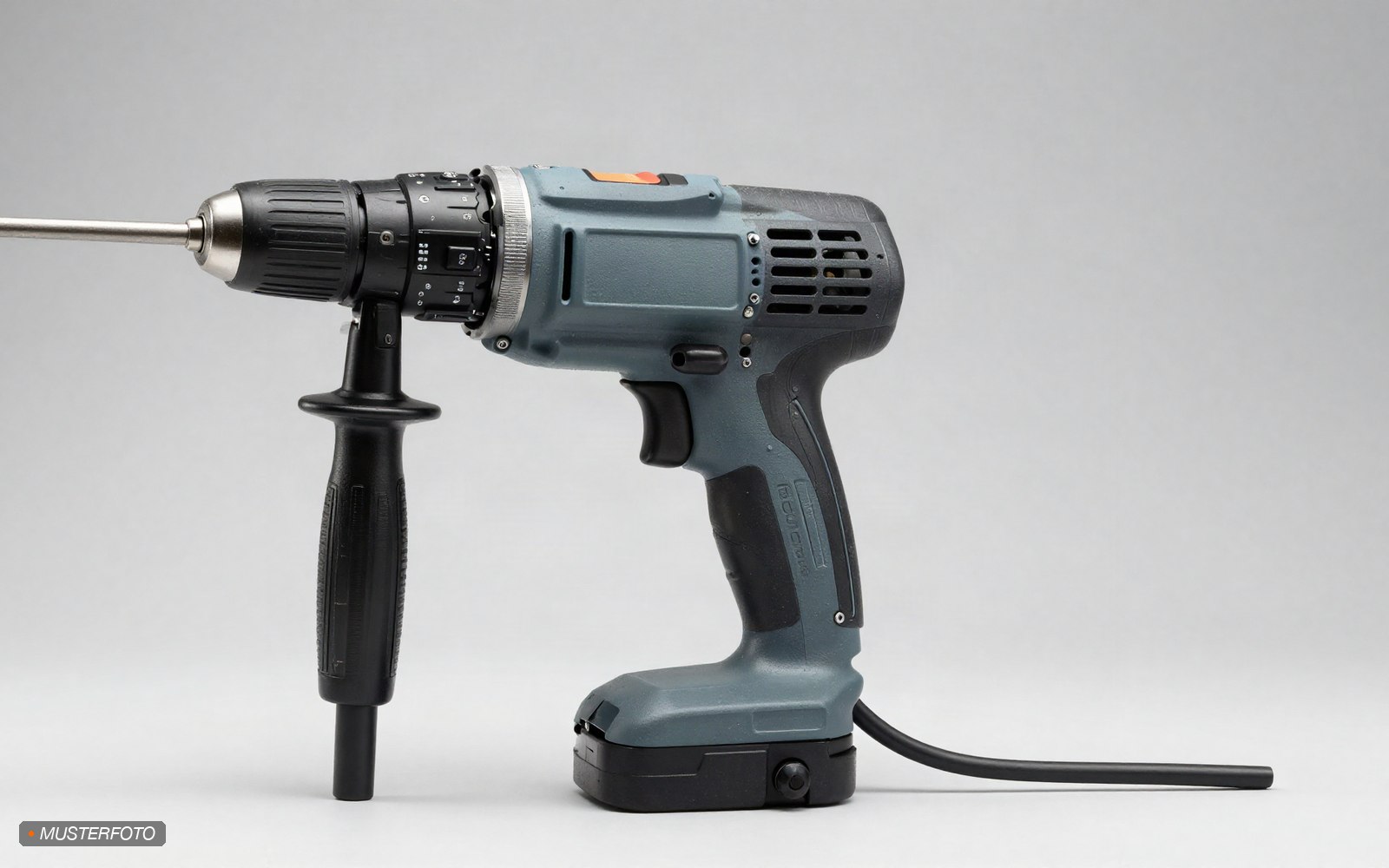 Bohrmaschine, 13 mm, 230 V mieten
