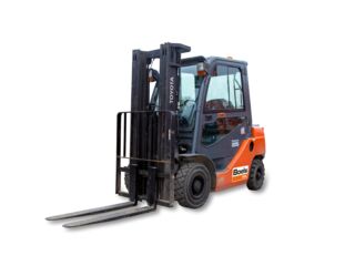 Dieselgabelstapler, 2,5 Tonnen, mit Kabine mieten
