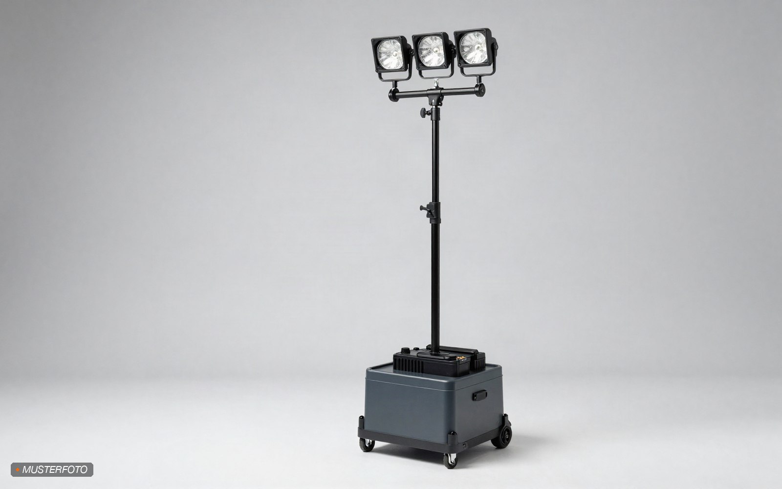 LED Lichtmast 4,3 m 6x70W mieten