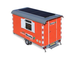 Bauwagen mit Sonnenkollektoren und Wärmepumpe mieten