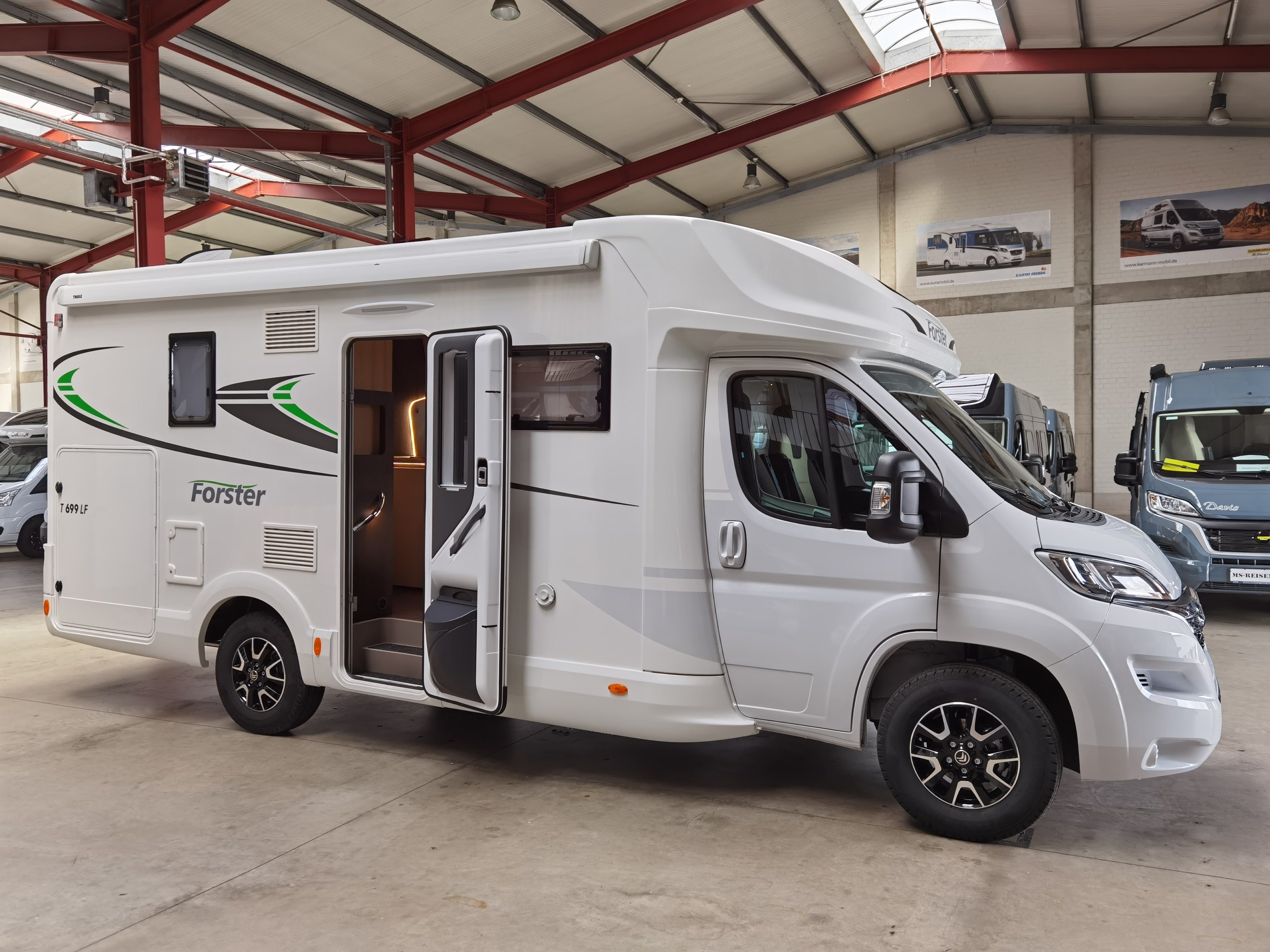 Wohnmobil - Reisemobil - Mietmobil - Modell 2026 mieten**Forster T 699 LF **Bilder sind Modellbeispiele – 3