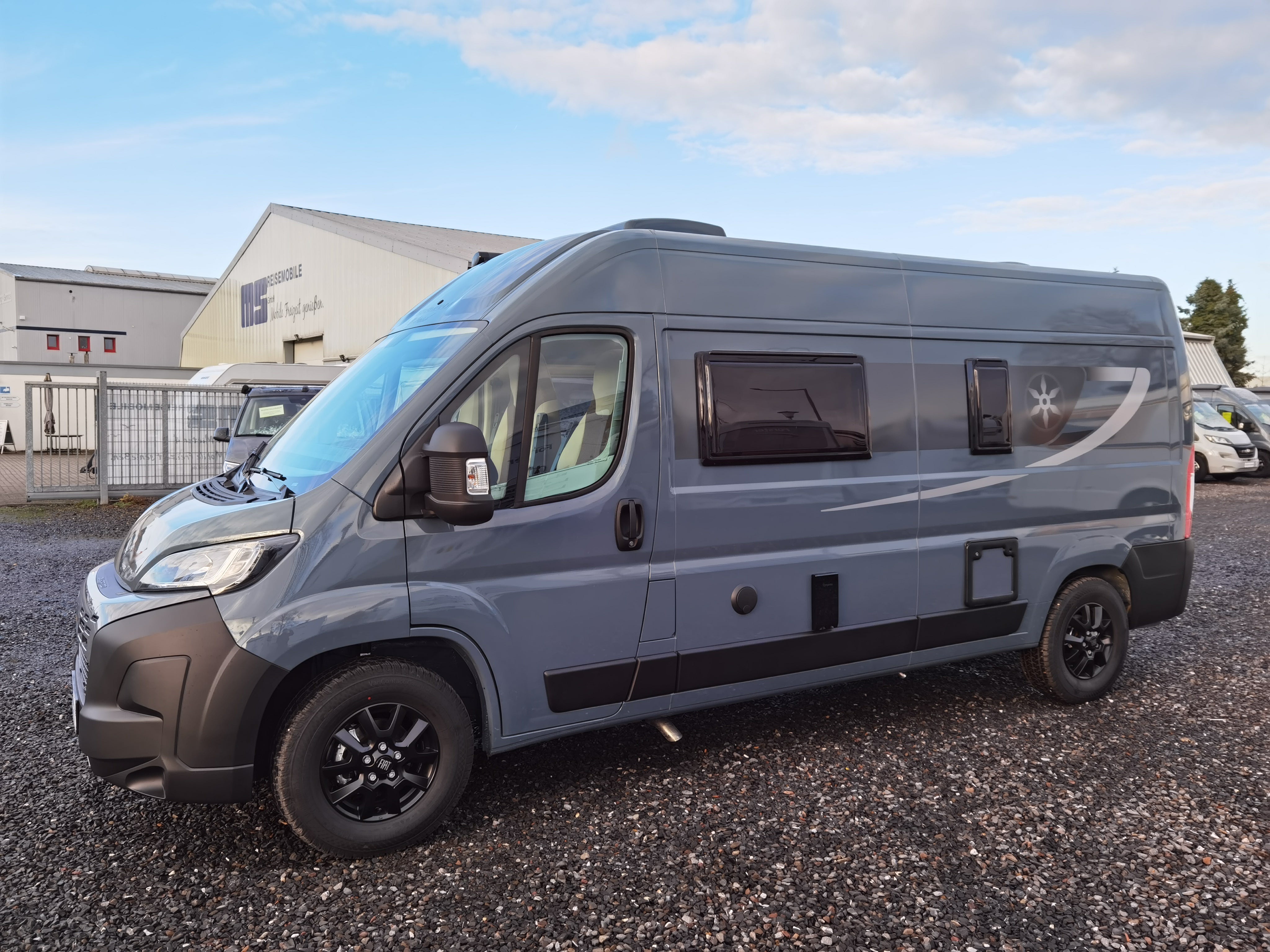 Wohnmobil - Reisemobil - Mietmobil Modell 2026 mieten **Karmann Davis 590, Bilder sind Beispielbilder** – 3
