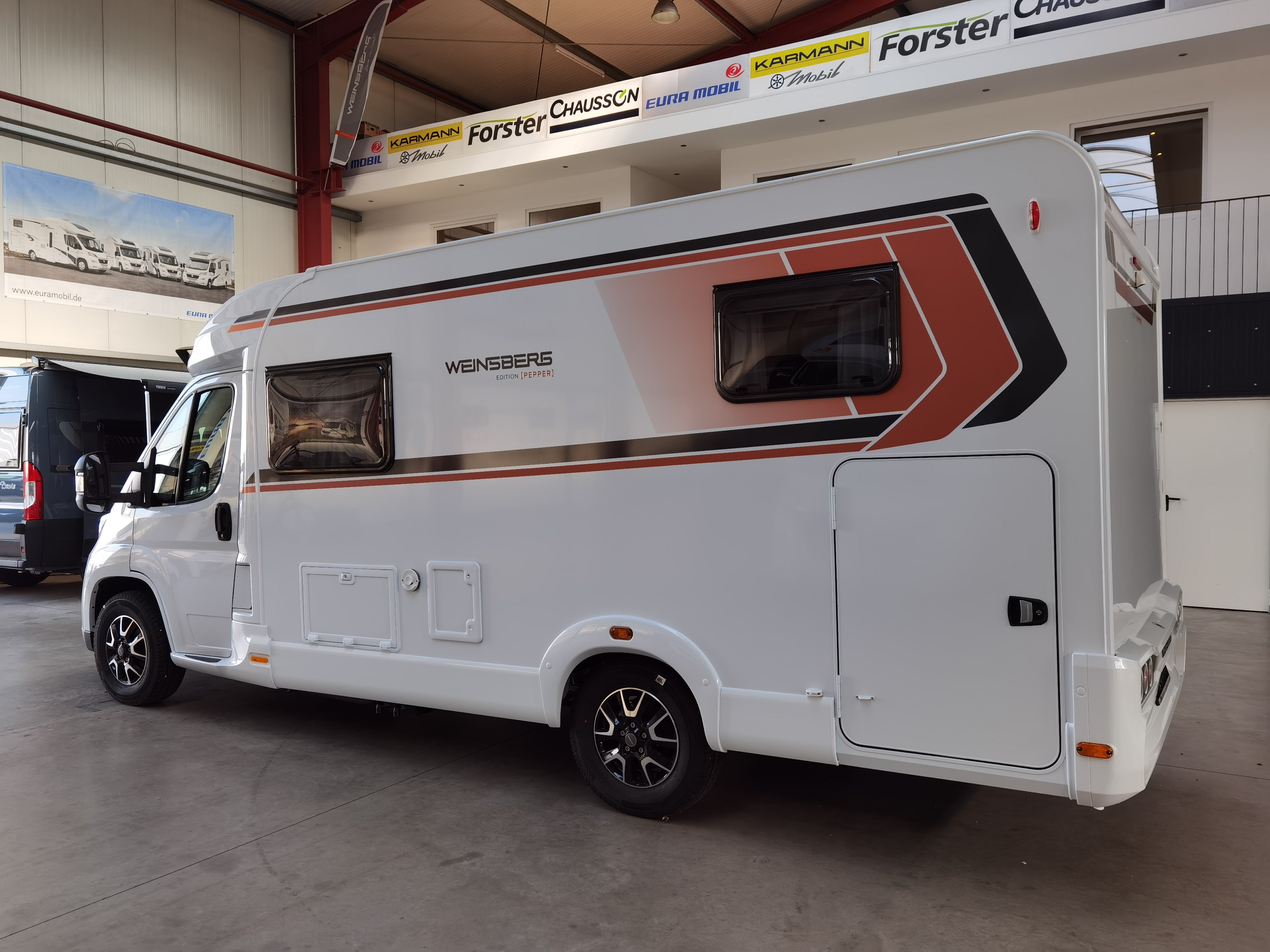 Wohnmobil - Reisemobil - Mietmobil - Modell 2026 mieten** Weinsberg 600 MEG Pepper**Bilder sind Modellbeispiele1 – 4