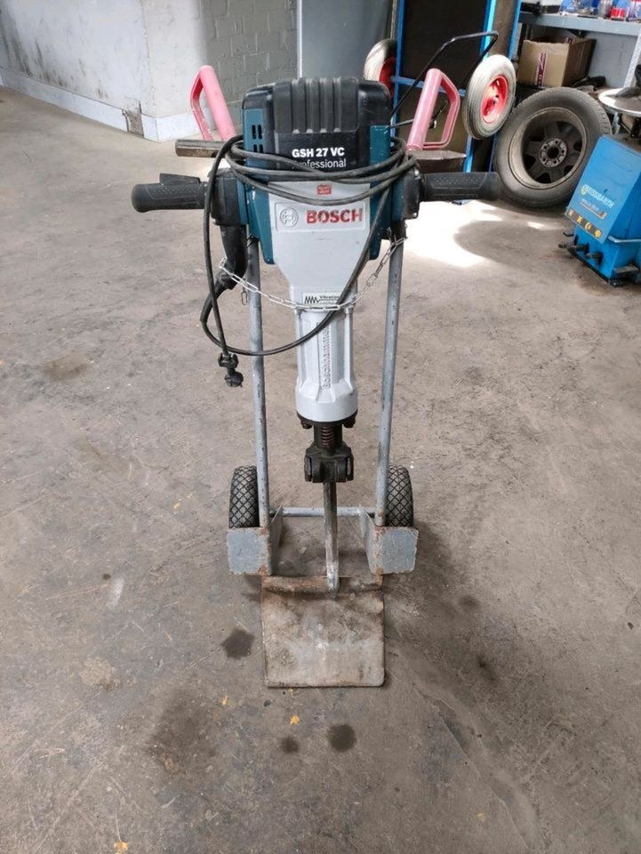 Abbruchhammer Bosch GSH 27 VC 29 kg mieten in Südlohn