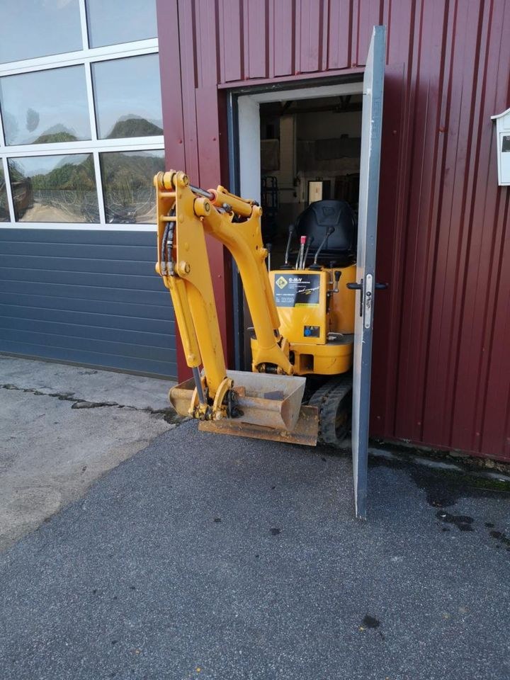 Microbagger Minibagger JCB 8008 mieten in Südlohn