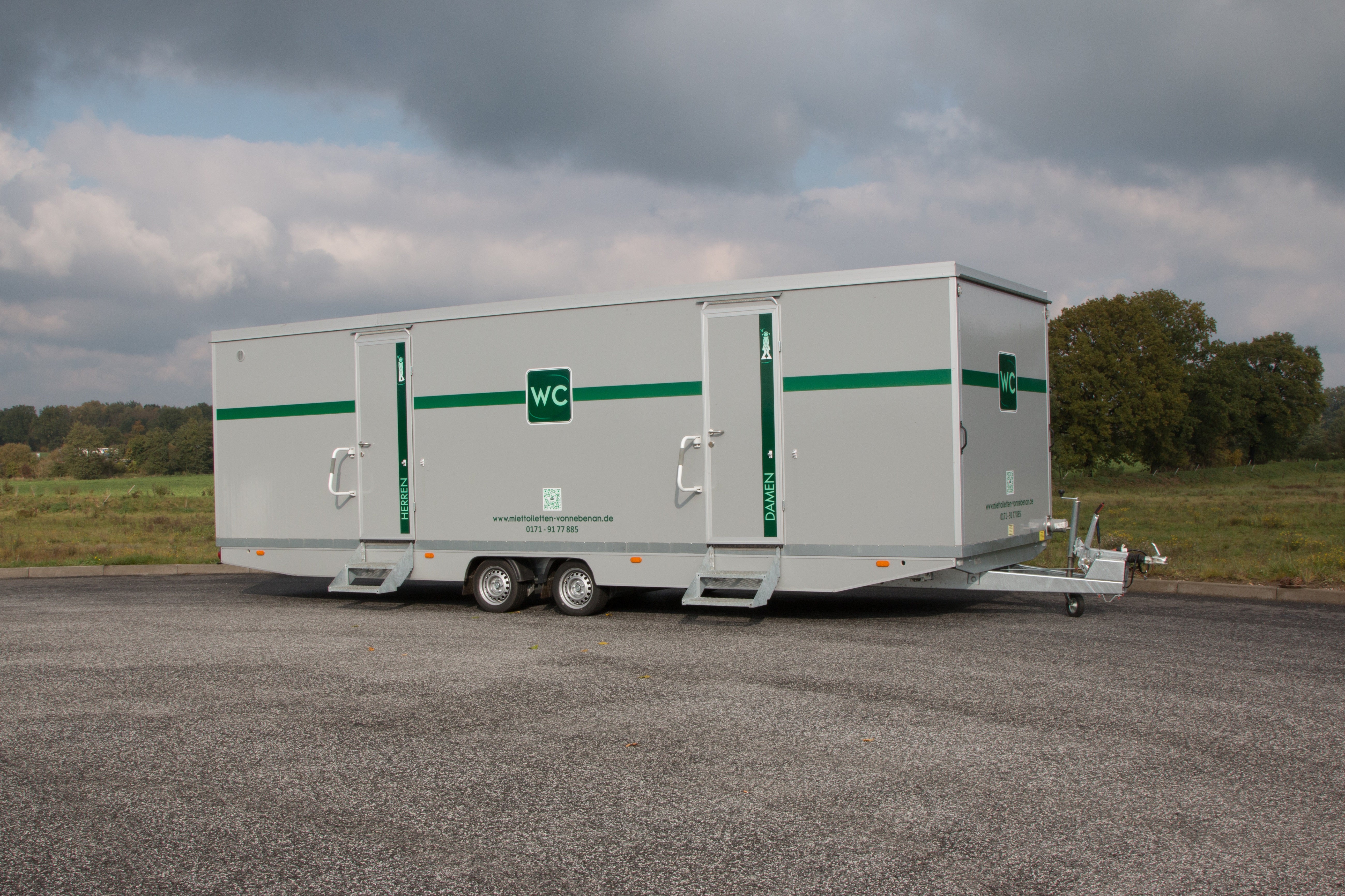 Toilettenwagen XXL / Miettoiletten / Event Toiletten / Mobile Toiletten