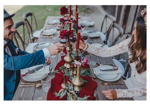 Holztisch - Handgefertigt - Boho Tisch - Rustikal - Hochzeit - 250x90 cm - bis zu 10 Personen