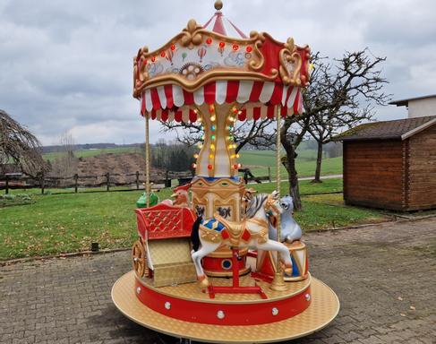 Kleiner Nostalgie Markt mieten mit Kinderkarussell, Dosenwerfen, Enteangeln, Pfeilewerfen inkl. Auf & Abbau – 3