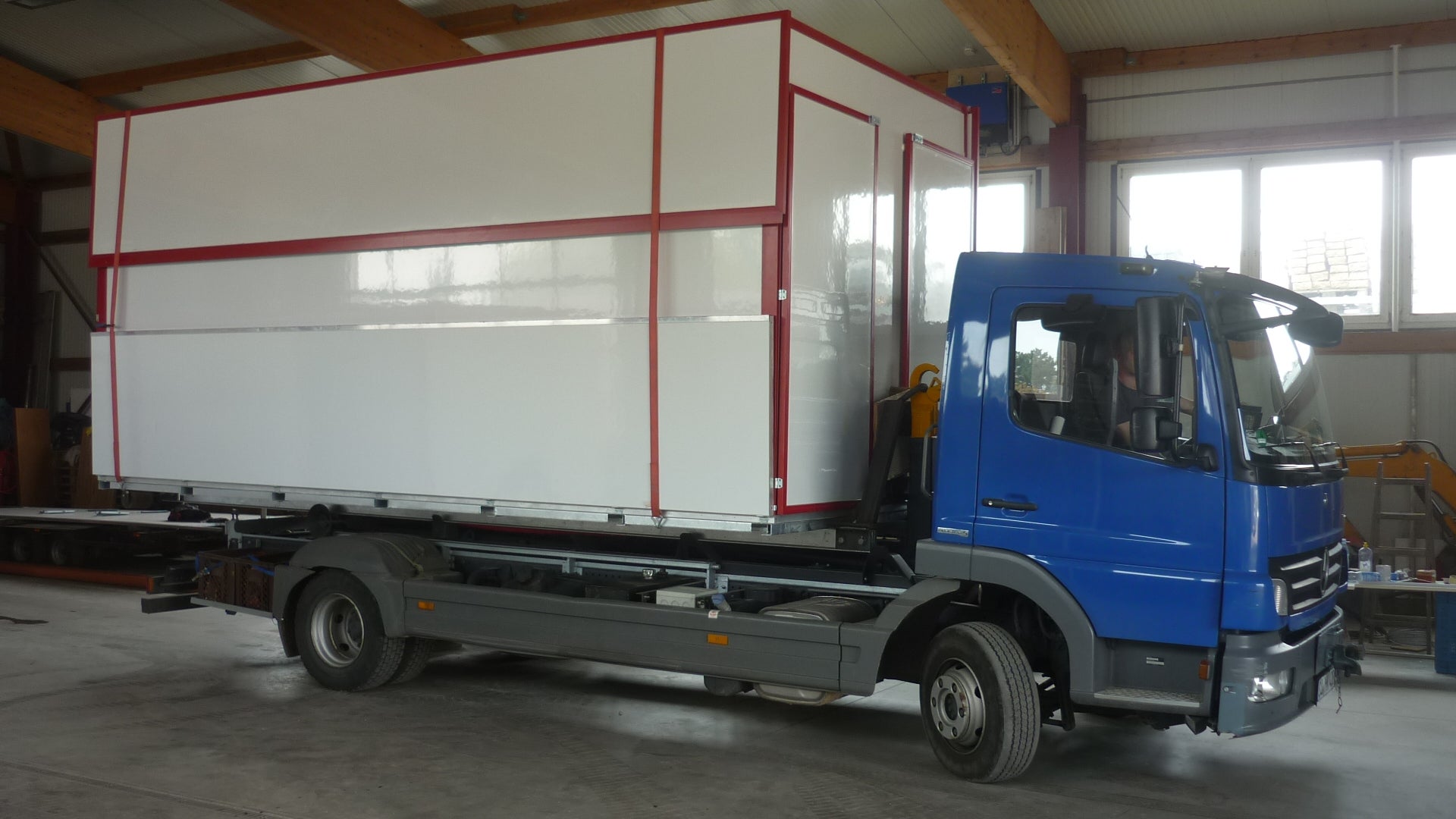 Toilettenwagen / Toilettencontainer – 3
