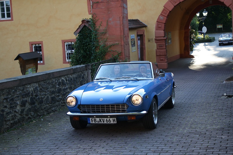 Fiat 124 Cabrio Bj. 1976 mieten