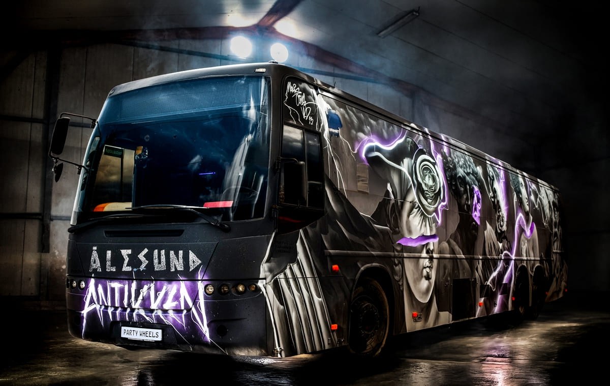 Partybus Ultimate mieten in Erkelenz